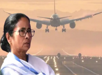মাঝ আকাশে হঠাৎ দুর্বিপাকে পড়ল ভারতের মুখ্যমন্ত্রী মমতা